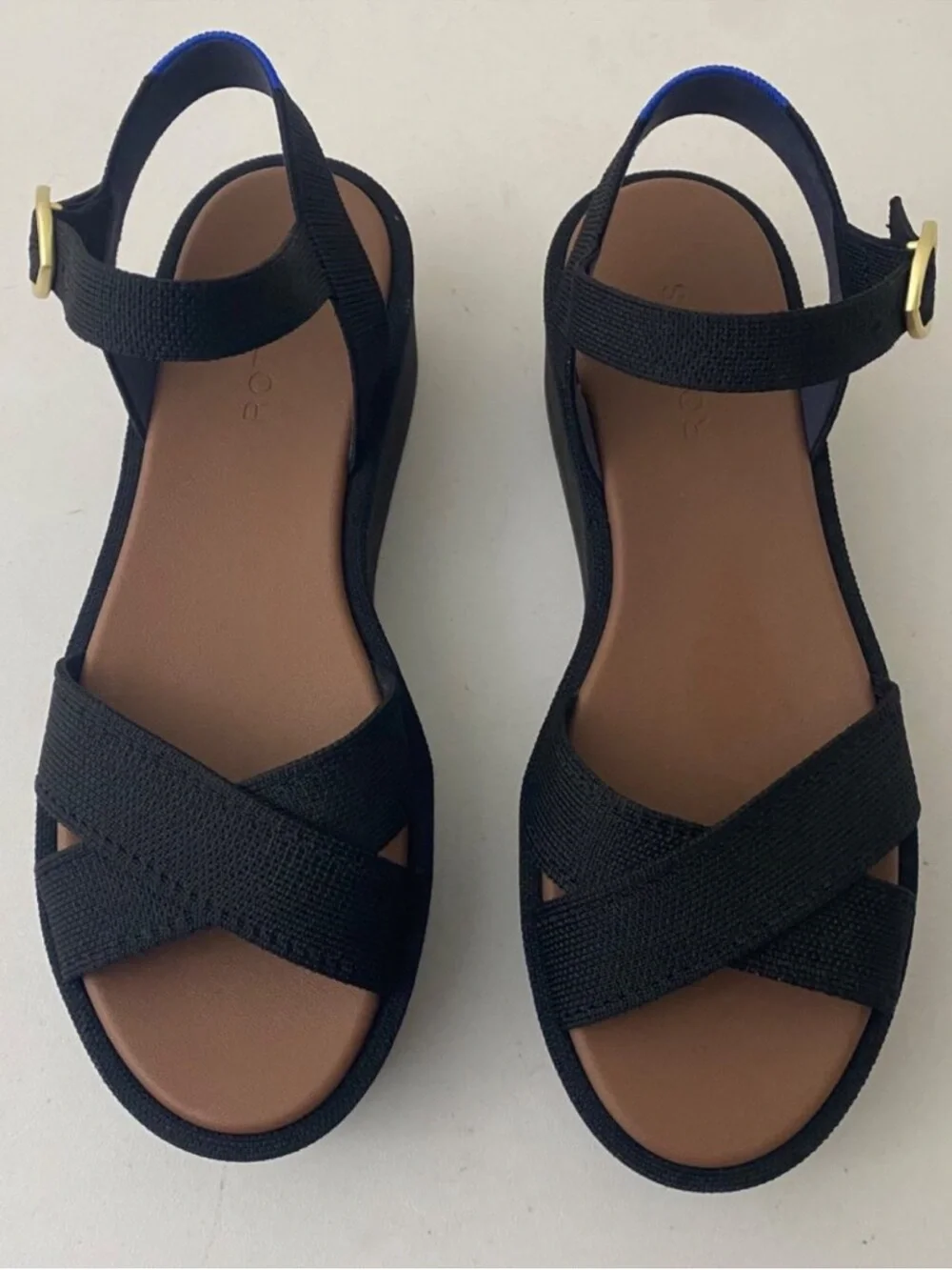 Rothys reposhing this